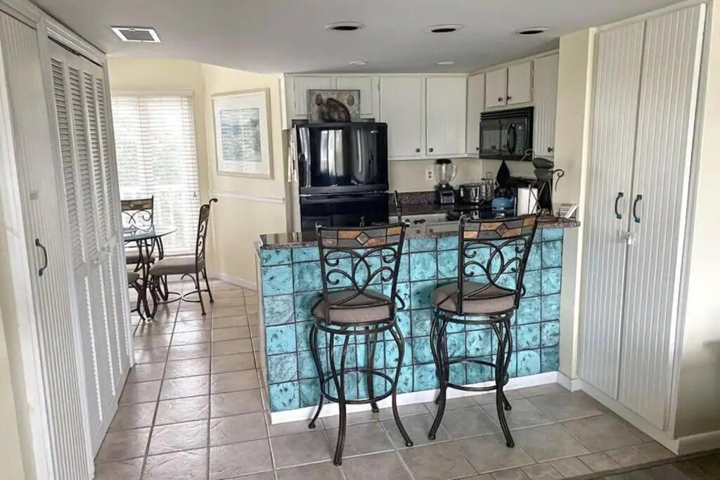 Port O' Call C302 - Iop Island Retreat! Treetop Oceanview! جزيرة النخيل المظهر الخارجي الصورة