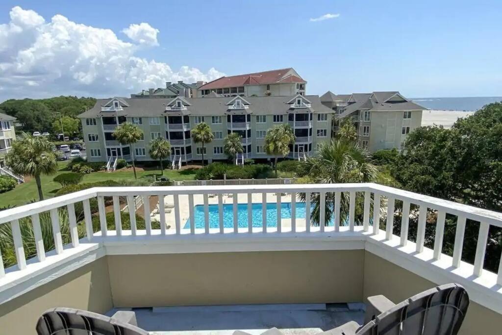 Port O' Call C302 - Iop Island Retreat! Treetop Oceanview! جزيرة النخيل المظهر الخارجي الصورة